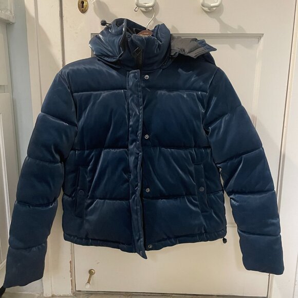 Forever 21 Puffer jacket Size Small Shiny Detachable Hood - Picture 2 of 7